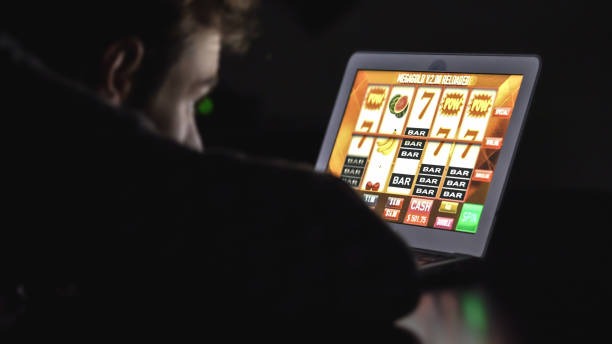 inter303 app home screen showing live football matches and casino games